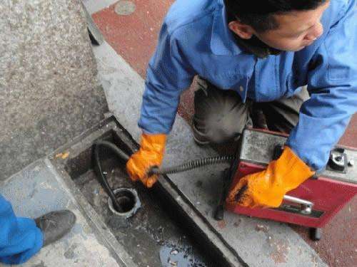 芮城疏通下水道