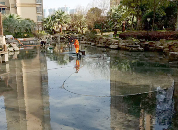 芮城景观池淤泥清理